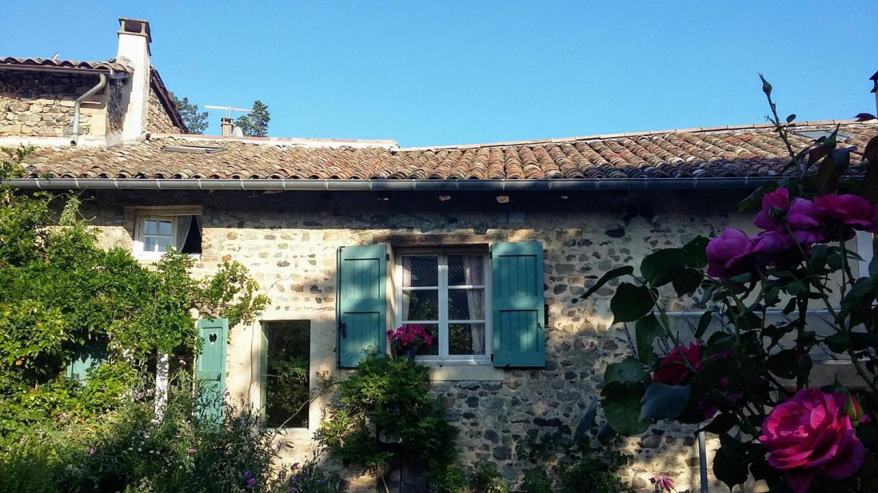 Domaine De La Fee-Licite Hotell Jullié Exteriör bild